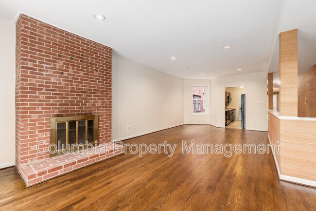 Building Photo - 127 11th St NE