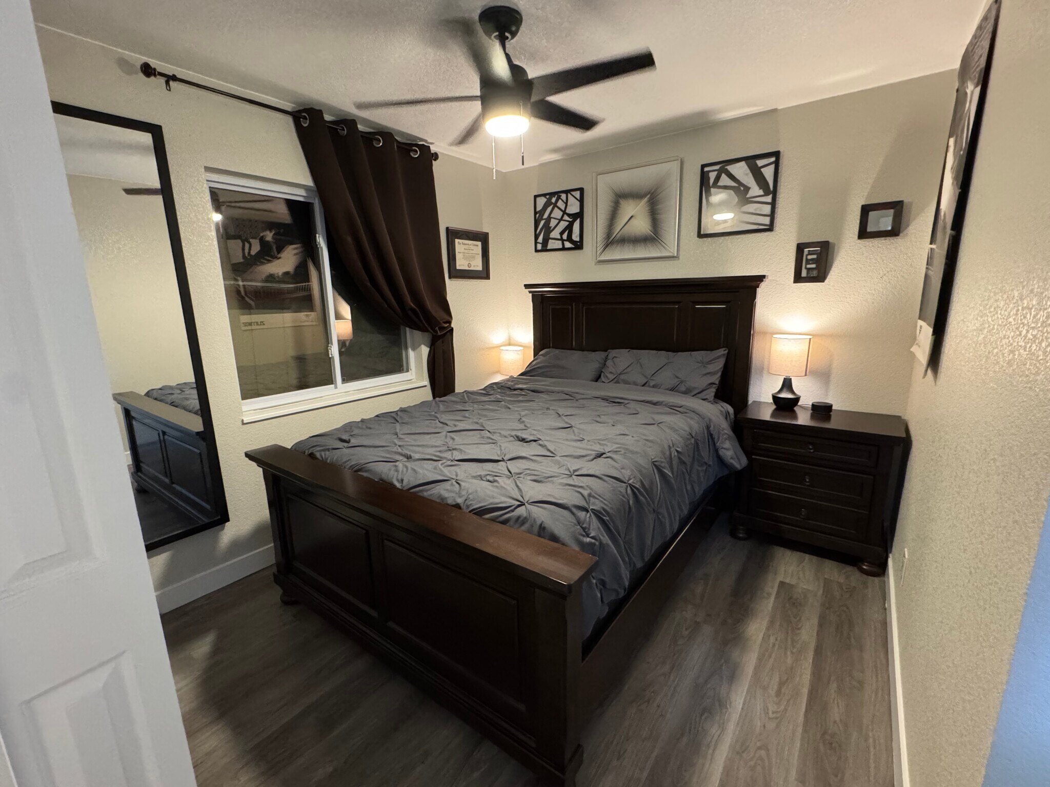 Building Photo - 7860 Linda Cir