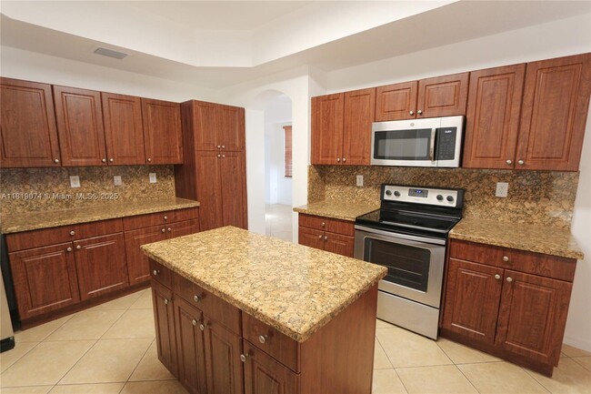 Building Photo - 3001 SW 156th Ave