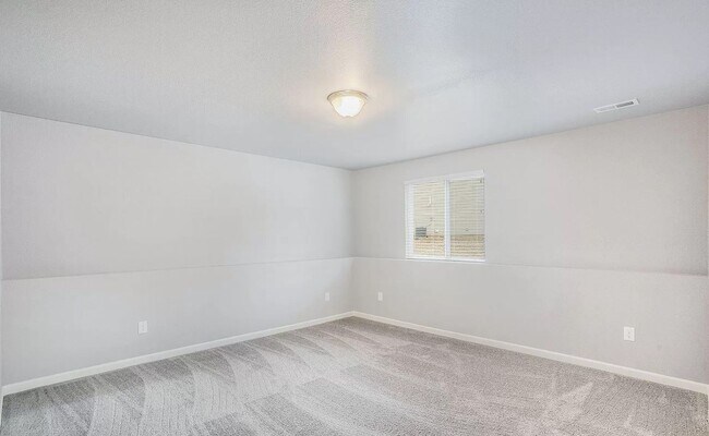 Building Photo - Beautiful Street With Newer Home for Lease