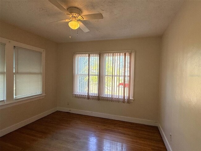 Building Photo - 3610 Dartmouth Ave N