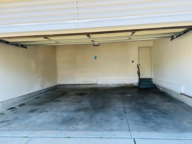 Building Photo - 4557 Butler Ave