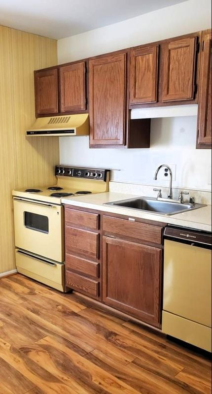 Building Photo - 6424 Whitwell Ct