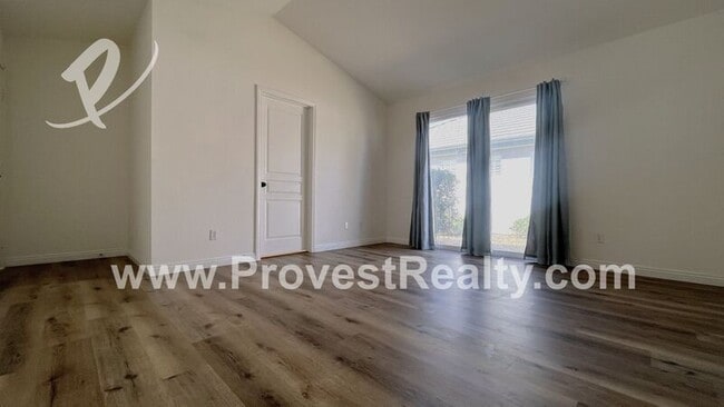 Building Photo - 11229 Pleasant Hills Dr