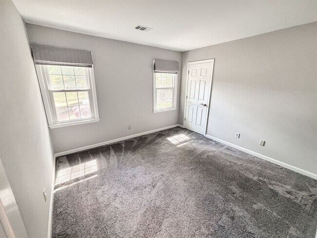 Building Photo - Beautifully Updated 4-Bedroom Home in Top-Rated Walton High District