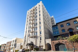 Building Photo - Russian Hill: Remodeled 3rd Floor Art Deco...