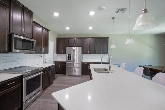 Building Photo - Spacious Home in Easton Park / McKinney Falls