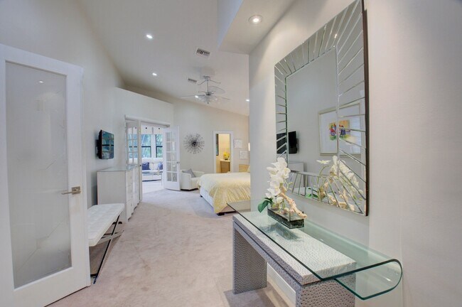 Building Photo - 2106 NW 60th Cir