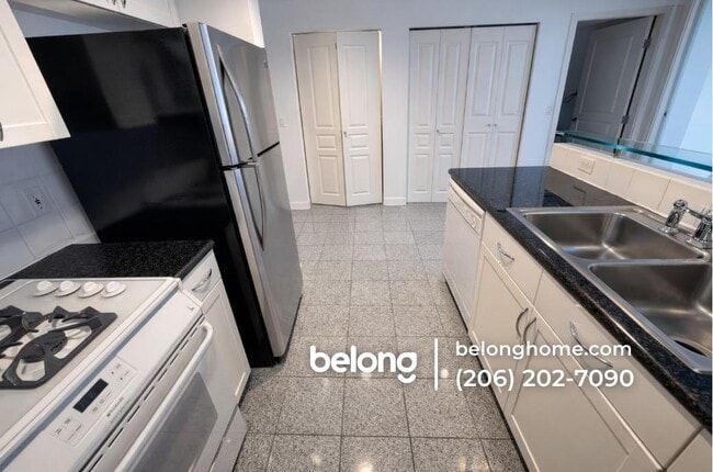 Building Photo - 2929 1st Ave