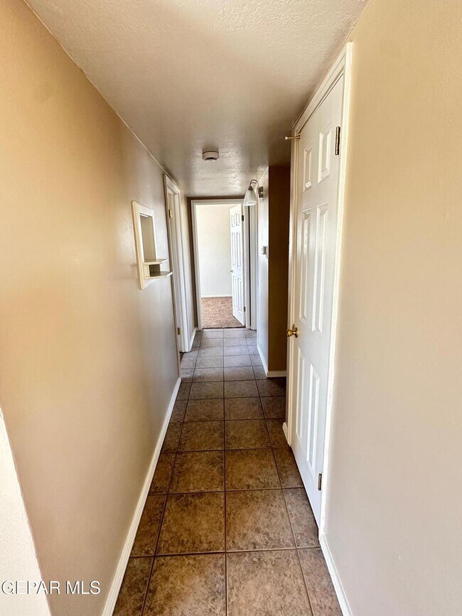 Building Photo - 8308 Mt Ranier Dr