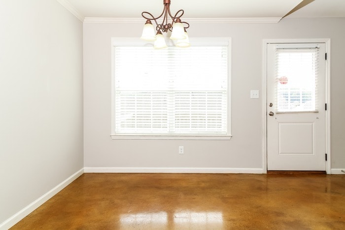 Building Photo - 5813 Heritage Heights Dr