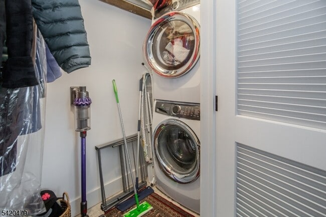 Building Photo - 113 Washington St