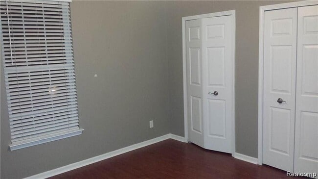 Building Photo - 2088 Arcadia Dr