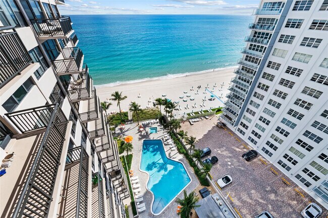 Building Photo - 3800 Galt Ocean Dr