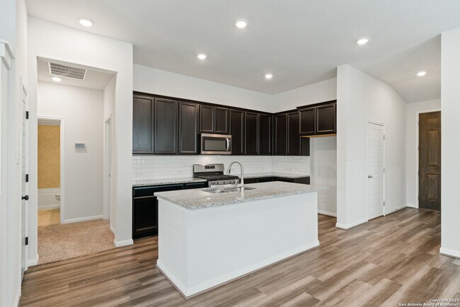 Building Photo - 13211 Antelope Run
