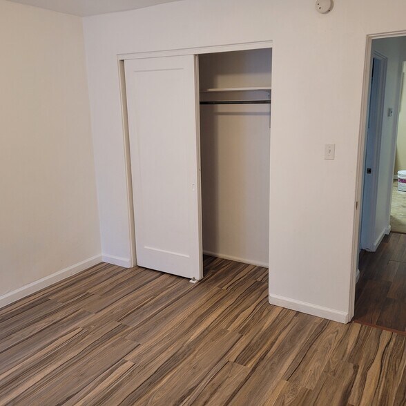 Building Photo - 652 N 38th St