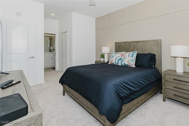 Building Photo - 5555 Double Eagle Cir