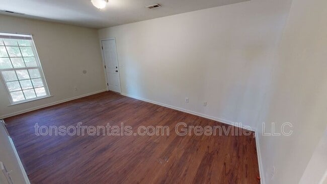 Building Photo - 801 E Georgia Rd