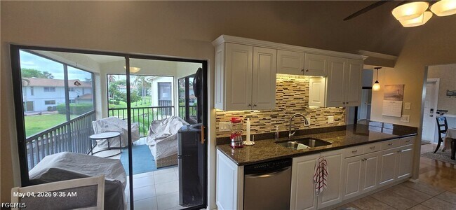 Building Photo - 9598 Halyards Ct