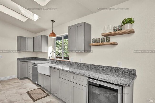 Building Photo - Beautifully updated-Stunning Views in Pope Valley "First Month Rent Free"