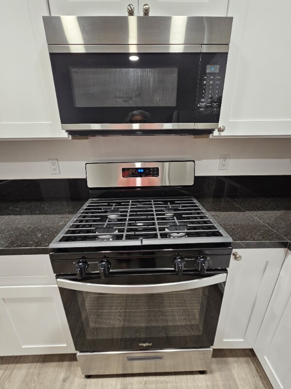 Building Photo - 82183 Miles Ave