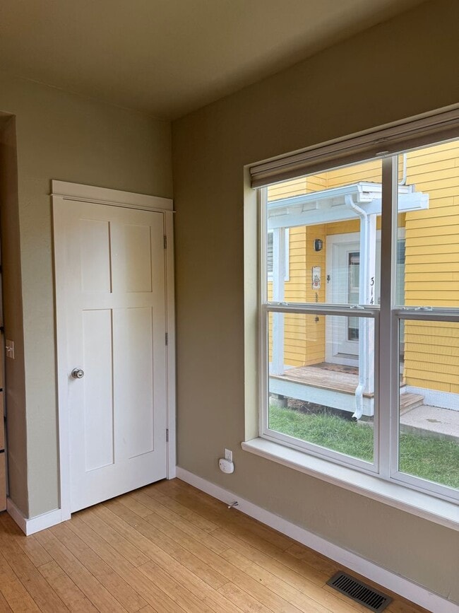 Building Photo - A Lovely Westside Single Family Home in the Desirable Valley West Subdivision