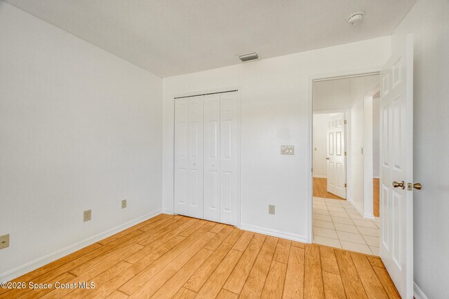 Building Photo - 330 Las Olas Dr