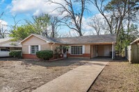 Building Photo - Anderson Island - 3BD/1BA - Available now!