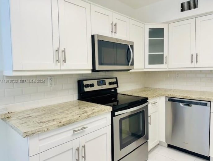 Building Photo - 3530 Mystic Pointe Dr