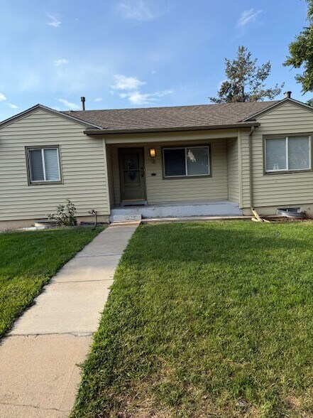 Front of house - 1740 W Asbury Ave