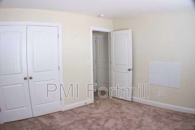 Building Photo - 432 Maramec St