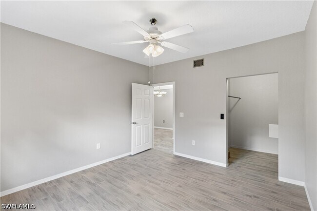 Building Photo - 11561 Villa Grand