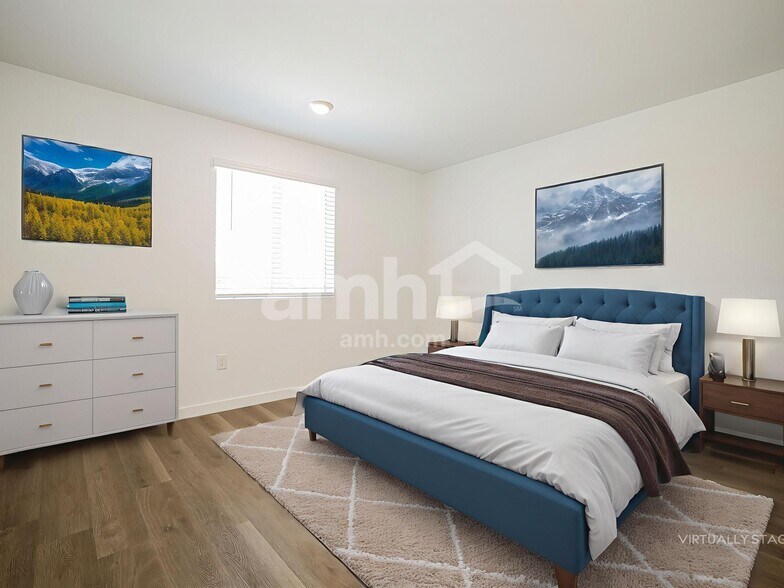 Building Photo - 2379 Monroe Ave