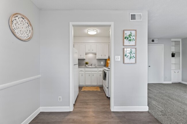 Floorplan - Beautiful Apartments in the heart of Brookside