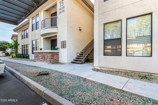 Building Photo - 6900 E Princess Dr