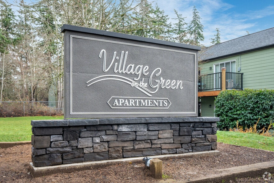 Primary Photo - Village on the Green