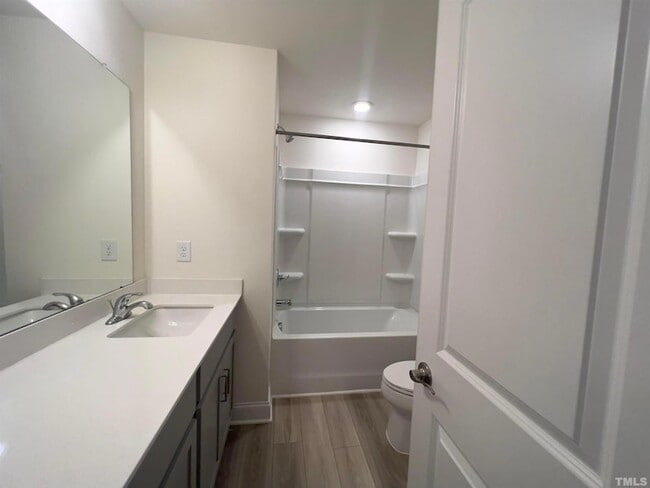 Building Photo - 2007 Nandina Trl