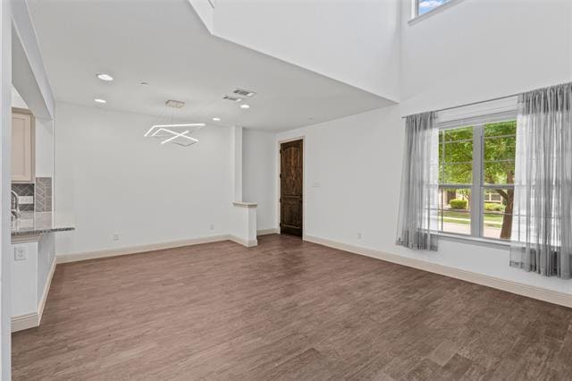 Building Photo - 3012 Gaylord Dr