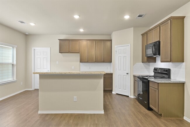 Building Photo - 9650 Warm Spring