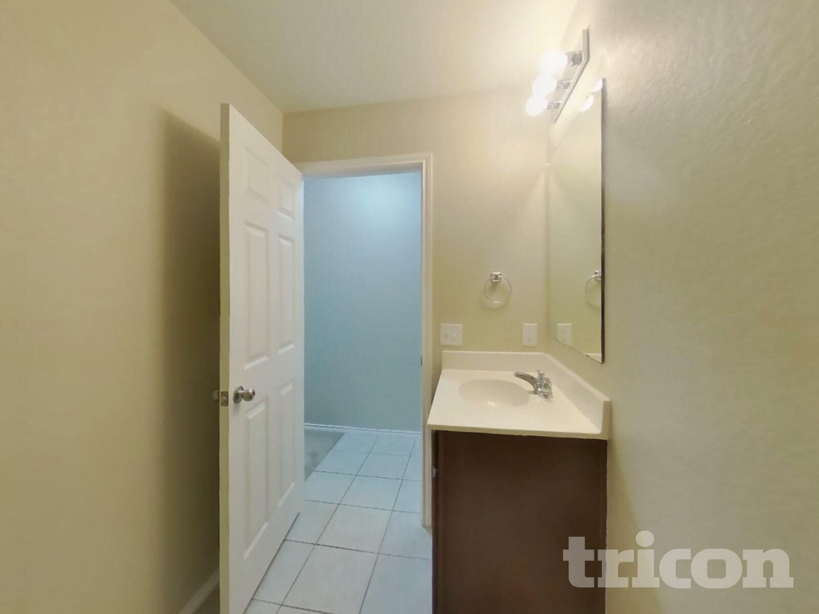 Building Photo - 310 Mistflower