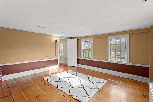 Building Photo - 80 Lafayette Rd