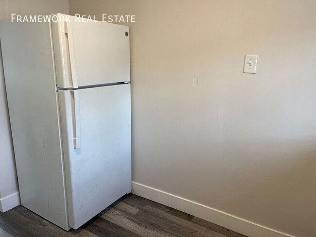 Building Photo - 1524 Wabash St