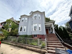 Building Photo - 79 Glenwood Rd