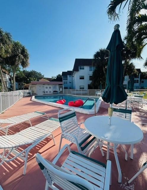 Building Photo - 8002 Lagos De Campo Blvd