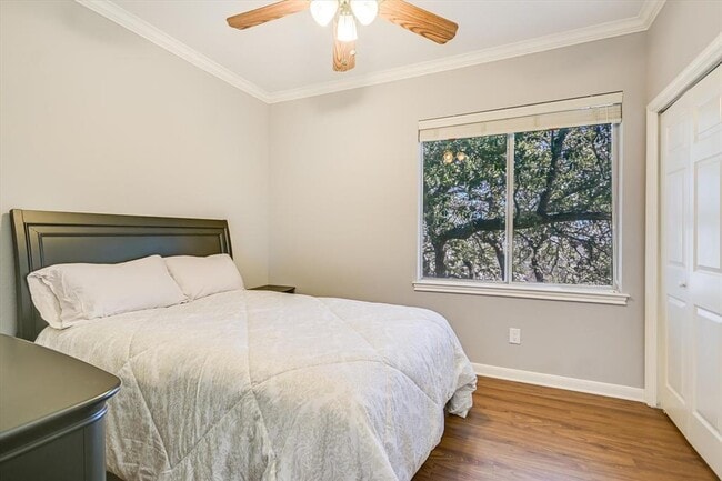 Building Photo - 7501 Shadowridge Run