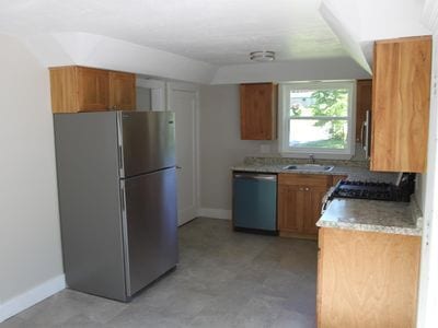 Building Photo - 138 Delaney Dr