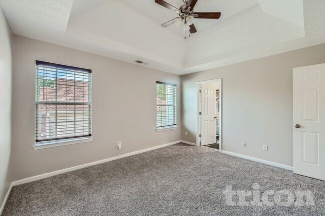 Building Photo - 3500 Silverton