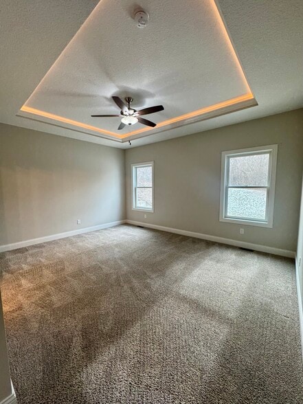 Building Photo - 5058 Pandit Dr