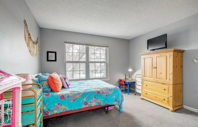 Building Photo - 9440 E Girard Ave