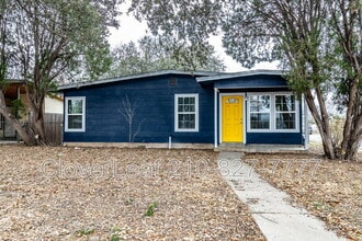 Building Photo - 1903 Athel Ave